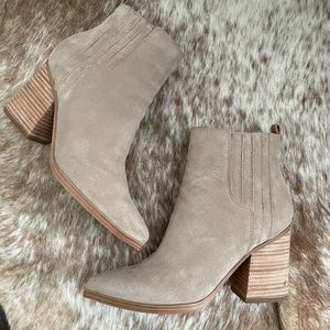 Marc Fisher Alva bootie